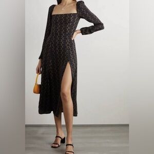 Reformation Sigmund Dress in Linguine. Square neck midi 3/4 sleeve size 4